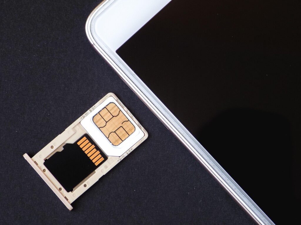sim card 4475642 1280